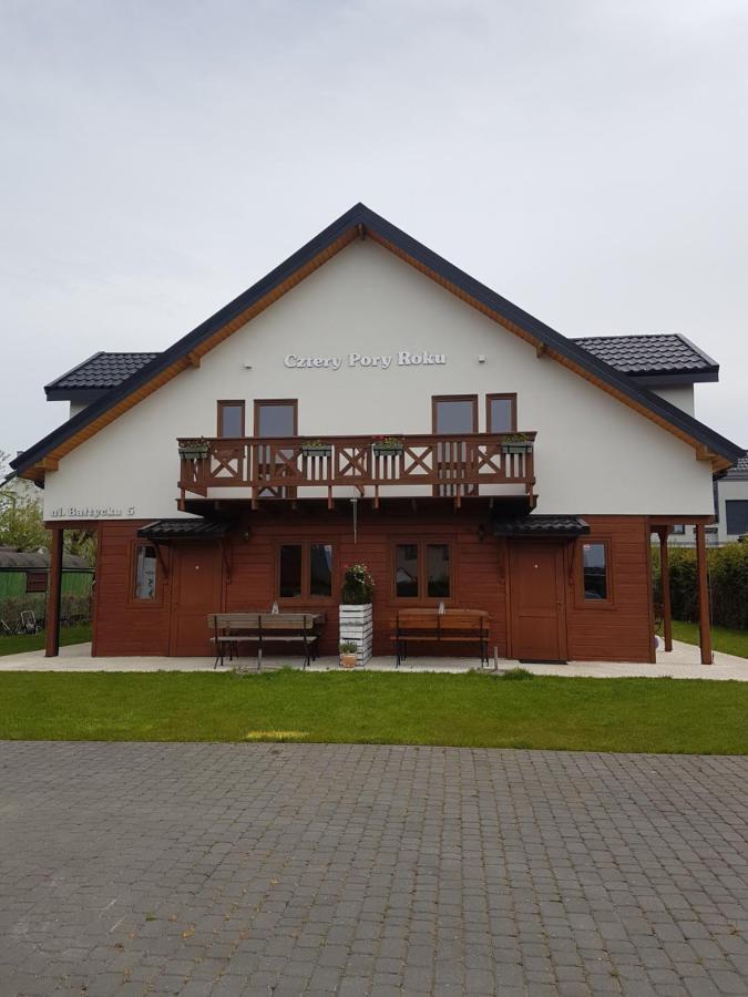 Cztery Pory Roku Villa ซาร์บินโนโว ภายนอก รูปภาพ